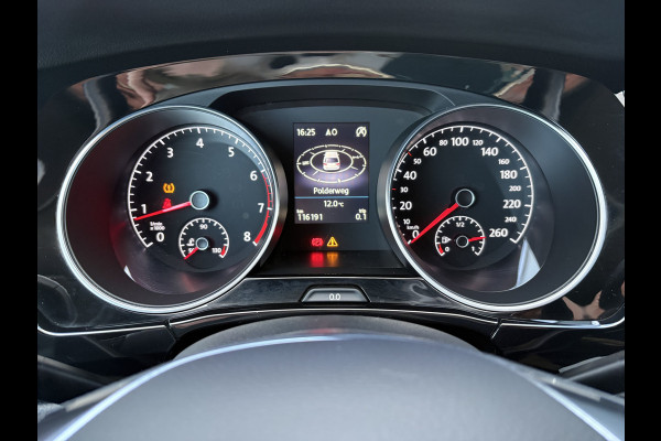 Volkswagen Touran 1.5 TSi 150pk Highline 7-persoons NAVI/CARPLAY/CLIMA/ADAPT/CRUISE/PDC