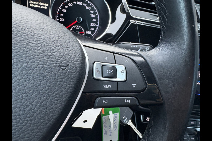 Volkswagen Touran 1.5 TSi 150pk Highline 7-persoons NAVI/CARPLAY/CLIMA/ADAPT/CRUISE/PDC