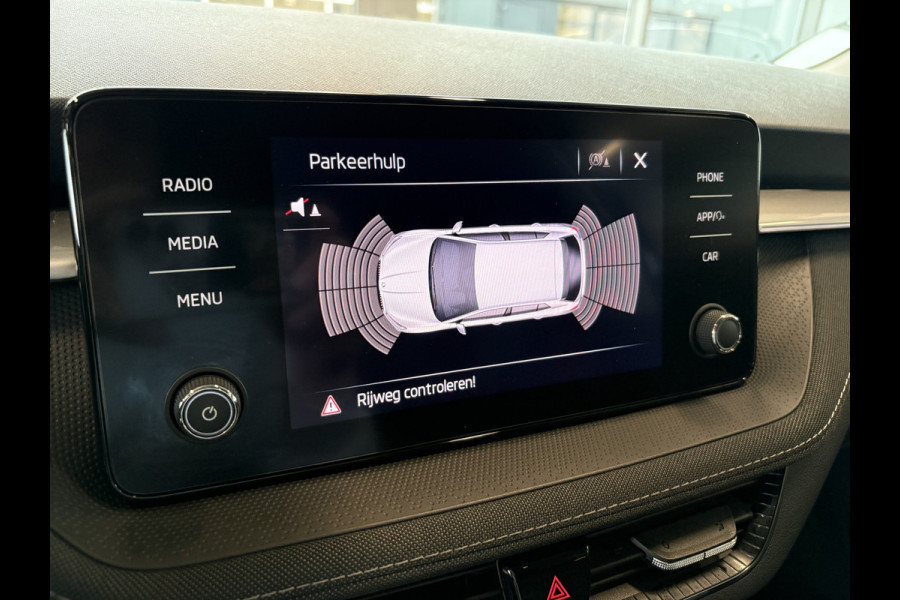 Škoda Fabia 1.0 TSi 95pk Business Edition 5-drs. PANORAMADAK/KEYLESS/VIRTUAL/CARPLAY/PDC/ADAPT.CRUISE/WINTERPACK