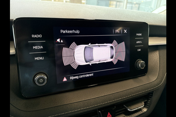 Škoda Fabia 1.0 TSi 95pk Business Edition 5-drs. PANORAMADAK/KEYLESS/VIRTUAL/CARPLAY/PDC/ADAPT.CRUISE/WINTERPACK