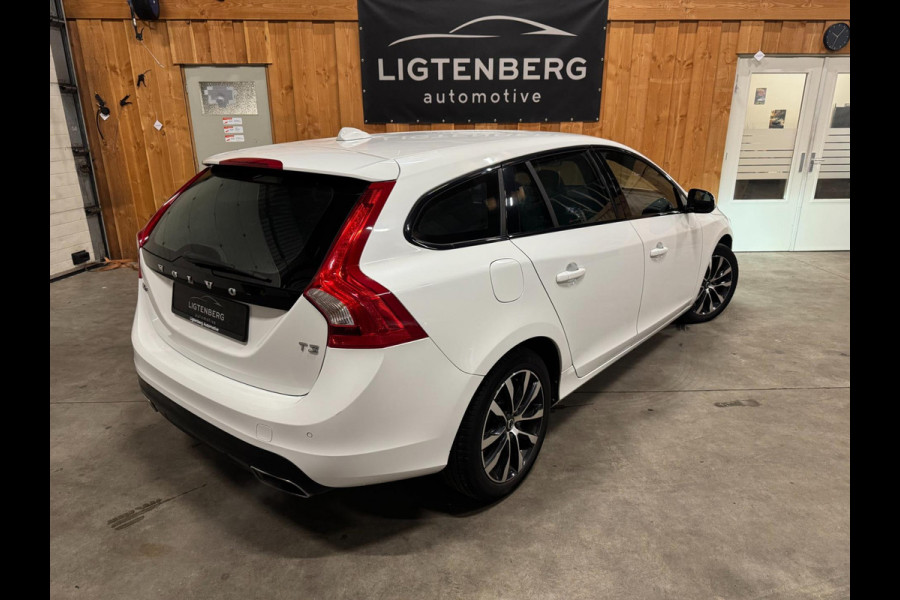 Volvo V60 2.0 T3 Polar+ Dynamic CRUISE, CLIMA, ALL-IN PRIJS