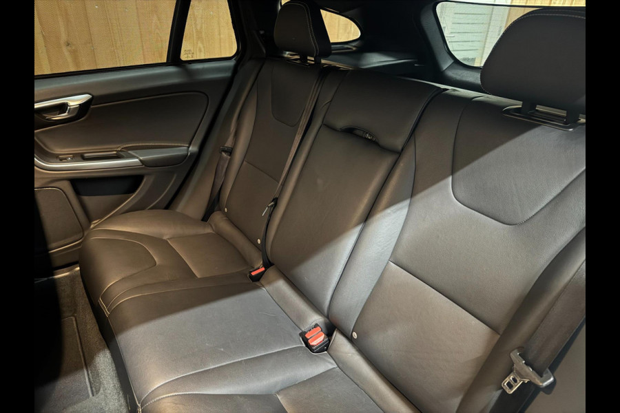 Volvo V60 2.0 T3 Polar+ Dynamic CRUISE, CLIMA, ALL-IN PRIJS