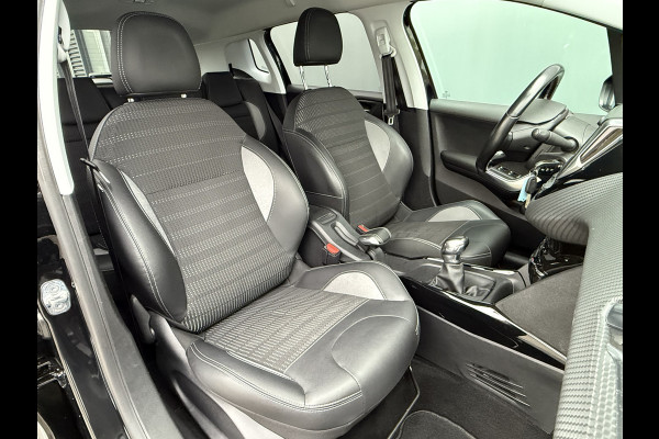 Peugeot 2008 BWJ 2019 | 1.2T 111pk Allure | TREKHAAK | CLIMA | NAVI | PDC | HALF LEER | CARPLAY | CAMERA A |