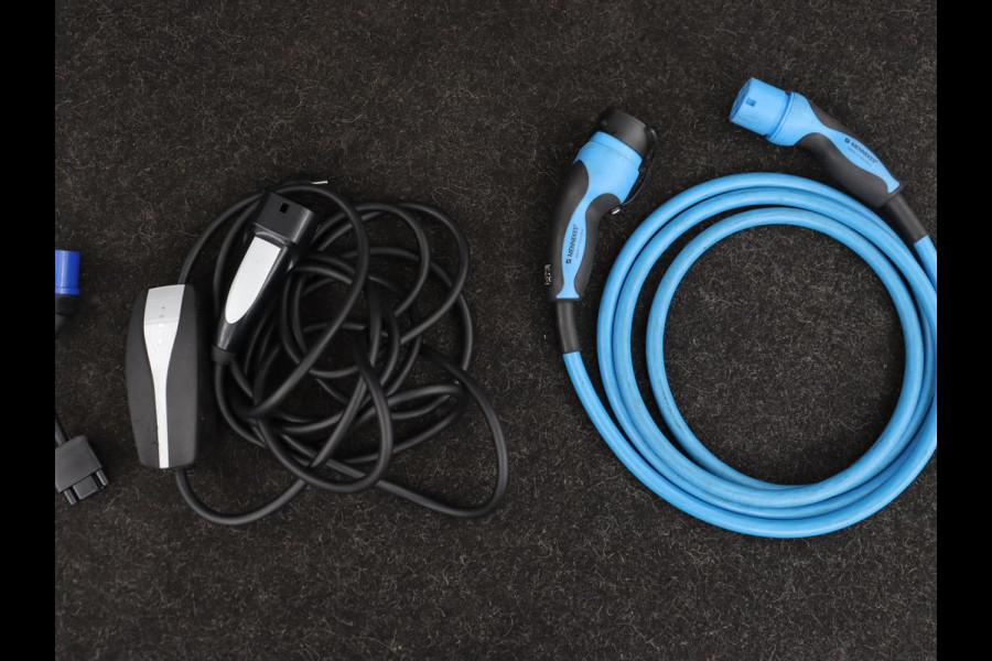 Tesla Model 3 Long Range AWD 75kWh | Panoramadak | Autopilot | Leder | Stoelverwarming | Full LED | Navigatie | Keyless | 18'' | Camera