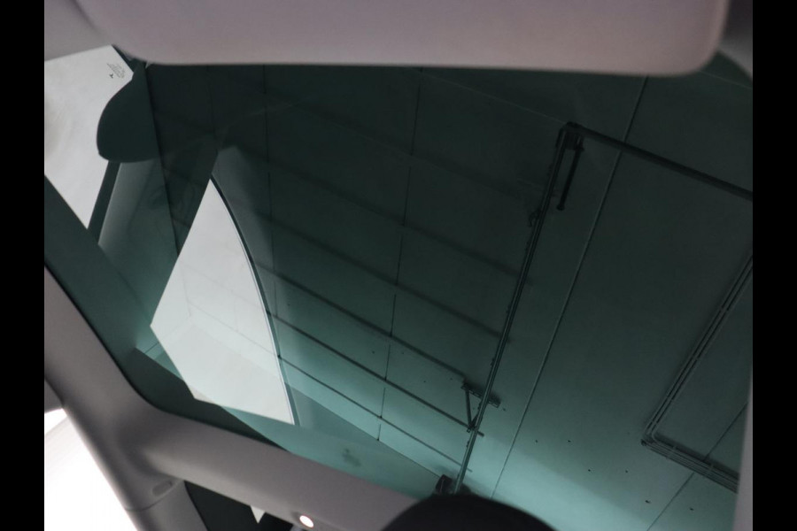 Tesla Model 3 Long Range AWD 75kWh | Panoramadak | Autopilot | Leder | Stoelverwarming | Full LED | Navigatie | Keyless | 18'' | Camera