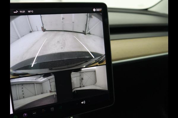 Tesla Model 3 Long Range AWD 75kWh | Panoramadak | Autopilot | Leder | Stoelverwarming | Full LED | Navigatie | Keyless | 18'' | Camera