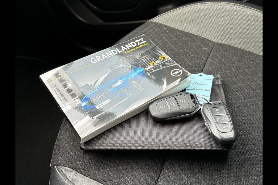 Opel Grandland X BWJ 2019 | 1.2T 131PK Bus Executive AUTOMAAT | TREKHAAK | CAMERA A | LEDER/STOF | NAVI | CLIMA | STOELVERW | CARPLAY | PRIVACY GLASS |