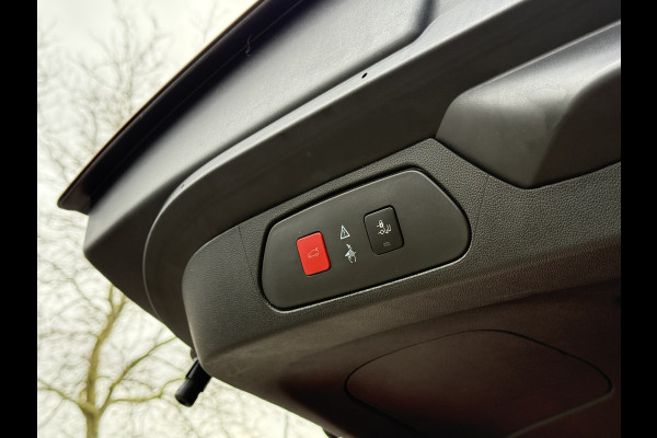 Opel Grandland X BWJ 2019 | 1.2T 131PK Bus Executive AUTOMAAT | TREKHAAK | CAMERA A | LEDER/STOF | NAVI | CLIMA | STOELVERW | CARPLAY | PRIVACY GLASS |