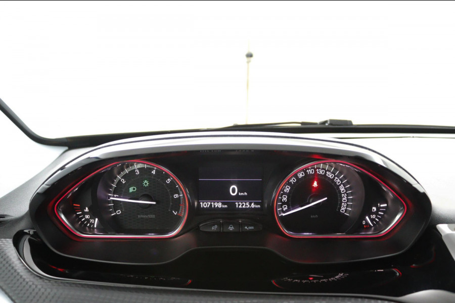 Peugeot 2008 1.2 GT-Line*ECC*CRUISE*NAVI*HAAK*CAM*CARPLAY*