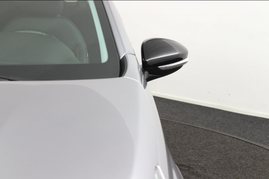 Peugeot 2008 1.2 GT-Line*ECC*CRUISE*NAVI*HAAK*CAM*CARPLAY*