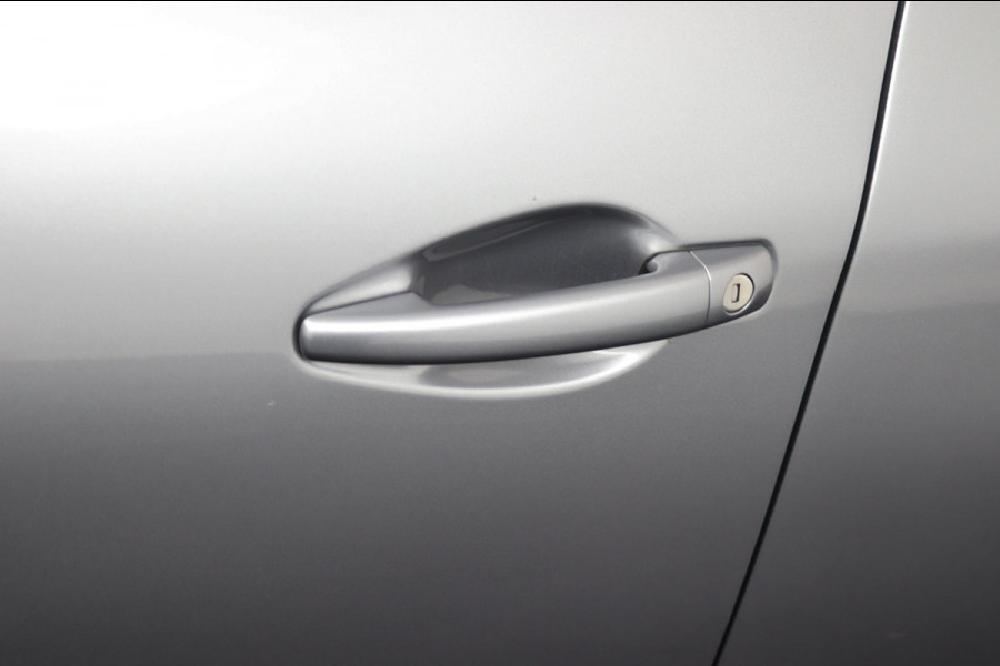 Peugeot 2008 1.2 GT-Line*ECC*CRUISE*NAVI*HAAK*CAM*CARPLAY*