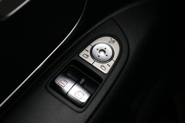 Mercedes-Benz Vito 119 CDI Automaat Led Distronic Navigatie Imperiaal