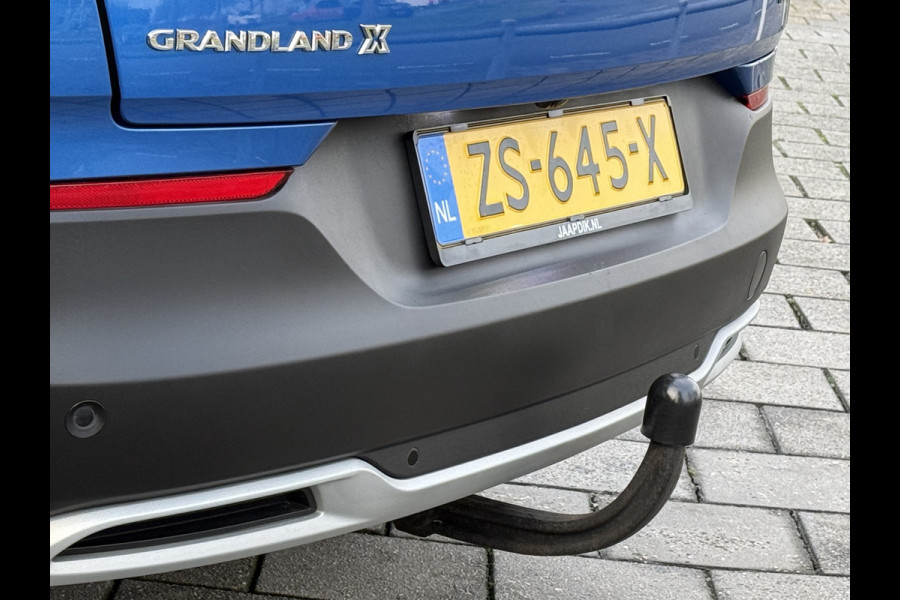 Opel Grandland X BWJ 2019 | 1.2T 131PK Bus. Executive | TREKHAAK | PANO DAK | CLIMA | NAVI | 18'' LMV | CARPLAY | SPORTSTOELEN | PDC 2X