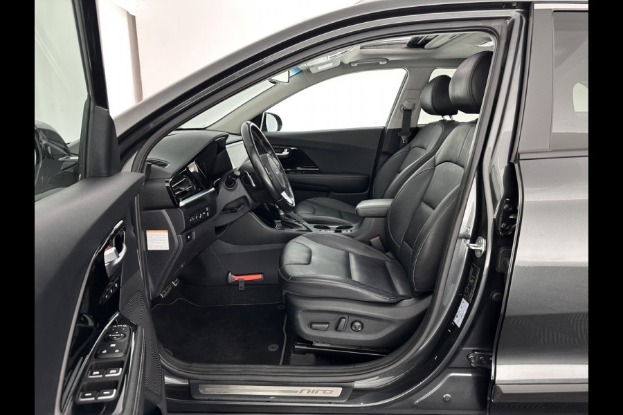 Kia Niro 1.6 GDi Hybrid ExecutiveLine (INCL-BTW) Aut. *PANO |  LEATHER | FULL-LED | NAVI-FULLMAP | DIGI-COCKPIT | HEATED-COMFORTSEATS | CAMERA | DAB+ | KEYLESS | ECC | SHIFTPADDLES | ADAPTIVE-CRUISE | LANE-ASSIST | 16"ALU*