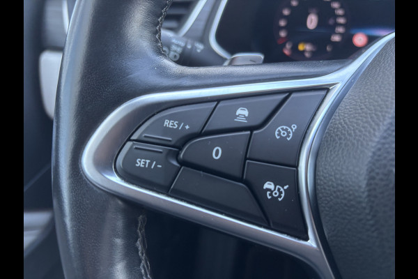 Renault Captur 1.3 TCe 130 Initiale Paris | Stuurverwarming | Leer | Adaptieve Cruise | Dodehoek Detectie