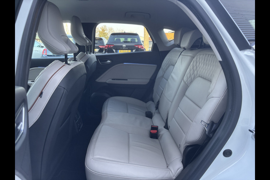 Renault Captur 1.3 TCe 130 Initiale Paris | Stuurverwarming | Leer | Adaptieve Cruise | Dodehoek Detectie