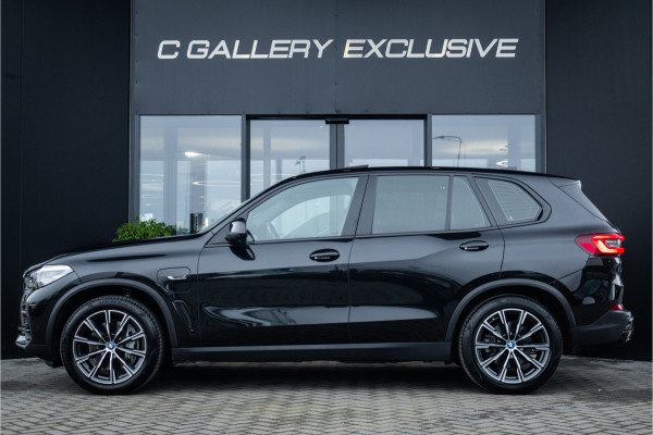 BMW X5 xDrive45e Executive - Panorama | Luchtvering | Memory | 360 Camera | M Sport Interieur