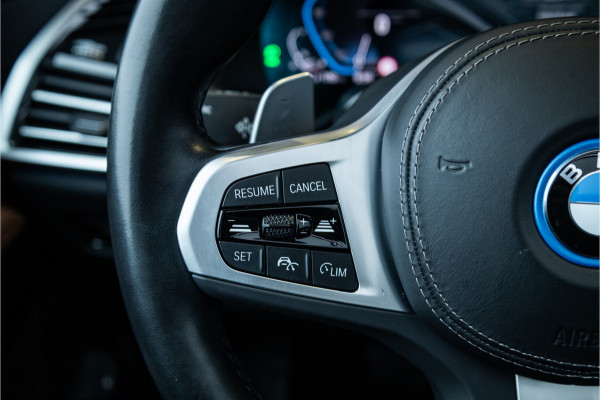 BMW X5 xDrive45e Executive - Panorama | Luchtvering | Memory | 360 Camera | M Sport Interieur