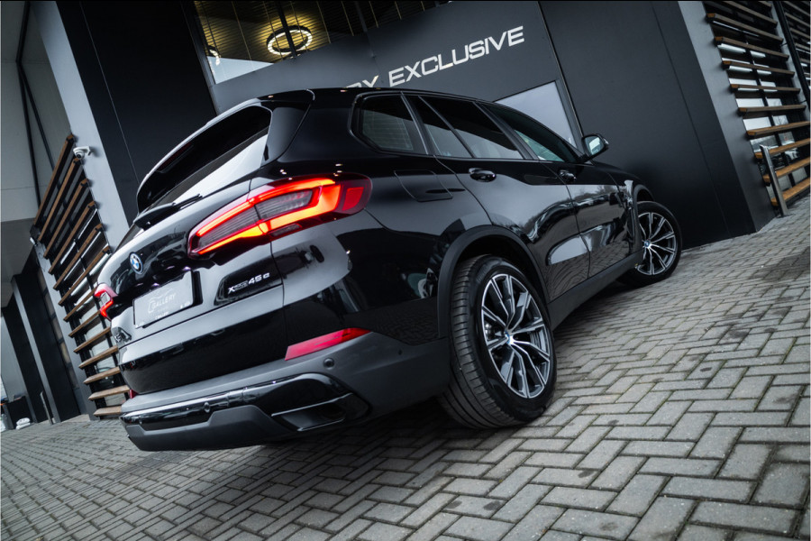 BMW X5 xDrive45e Executive - Panorama | Luchtvering | Memory | 360 Camera | M Sport Interieur