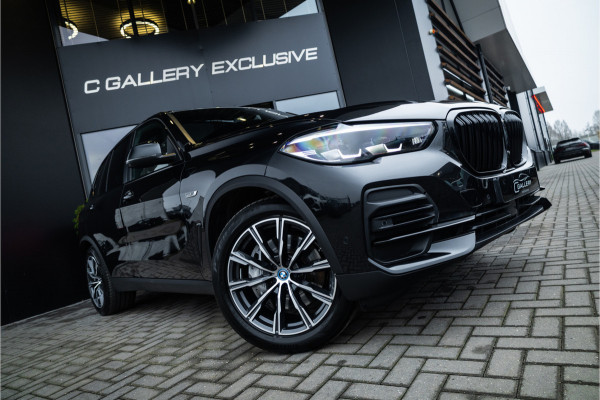 BMW X5 xDrive45e Executive - Panorama | Luchtvering | Memory | 360 Camera | M Sport Interieur