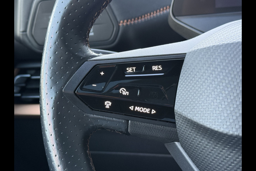 CUPRA Born BWJ 2022 | SOH 92,4% BUS Adrenaline 204PK 62 kWh | PANO DAK | CAMERA A | 19'' LMV | STOELVERW | NAVI | CLIMA | CARPLAY |