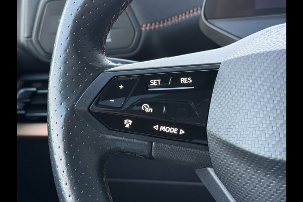 CUPRA Born BWJ 2022 | SOH 92,4% BUS Adrenaline 204PK 62 kWh | PANO DAK | CAMERA A | 19'' LMV | STOELVERW | NAVI | CLIMA | CARPLAY |