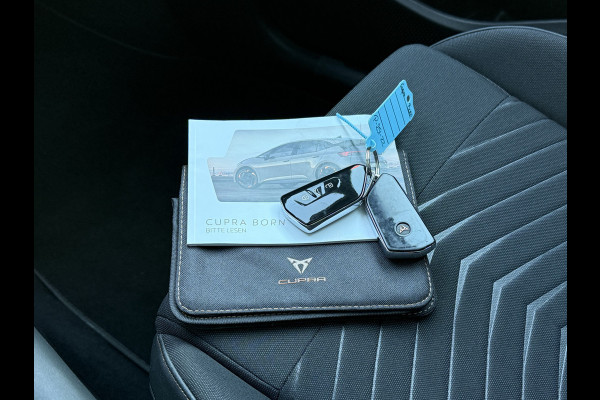 CUPRA Born BWJ 2022 | SOH 92,4% BUS Adrenaline 204PK 62 kWh | PANO DAK | CAMERA A | 19'' LMV | STOELVERW | NAVI | CLIMA | CARPLAY |