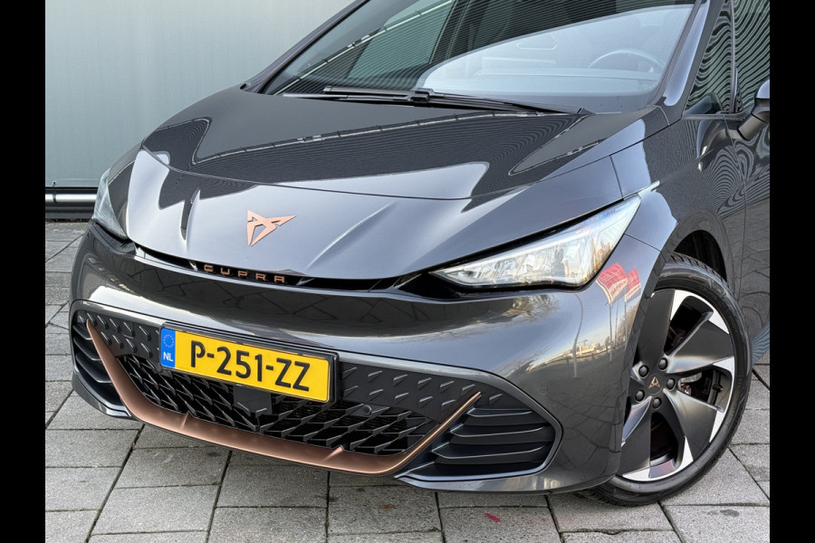 CUPRA Born BWJ 2022 | SOH 92,4% BUS Adrenaline 204PK 62 kWh | PANO DAK | CAMERA A | 19'' LMV | STOELVERW | NAVI | CLIMA | CARPLAY |