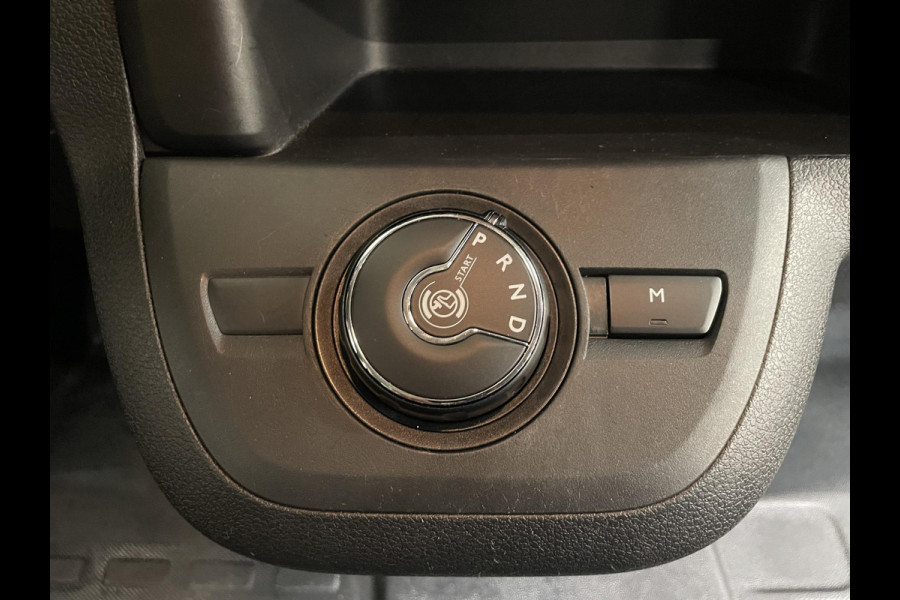 Peugeot Expert 2.0 BlueHDI 180pk Automaat Dubbele Cabine Navigatie Airco Climate Control Parkeer sensoren Trekhaak
