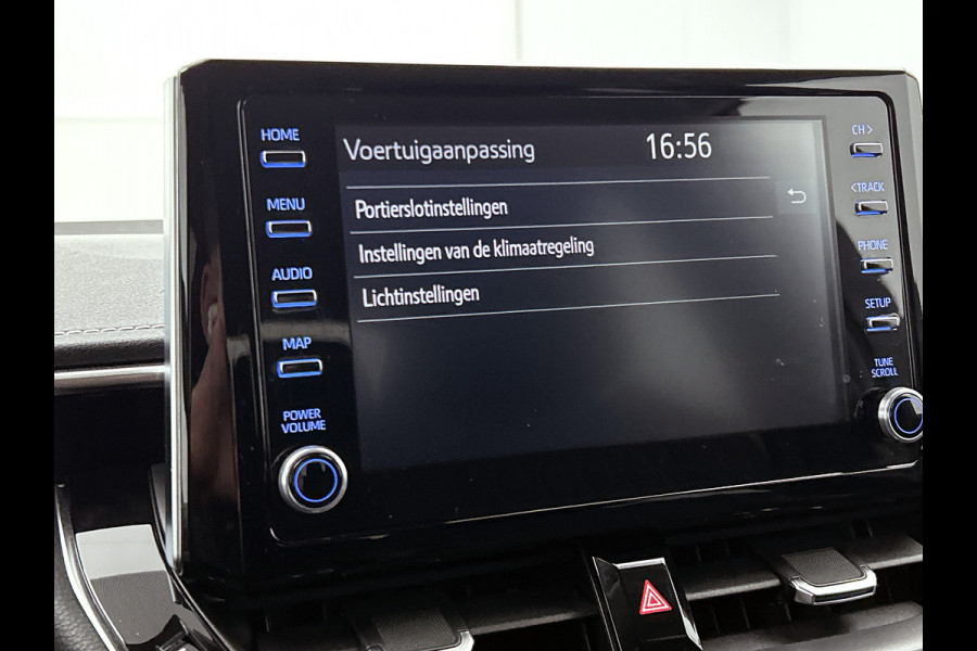 Toyota Corolla 1.8 Hybrid Executive Sedan / Leder / Navigatie / Xenon / Pdc.V+A / Airco-ecc./ Radio multimedia / Apk 03-2027