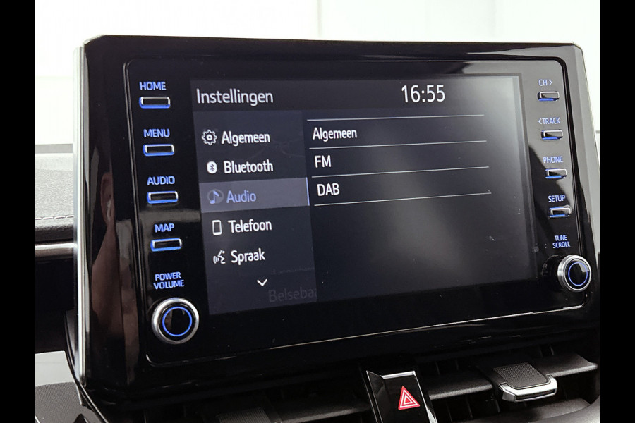 Toyota Corolla 1.8 Hybrid Executive Sedan / Leder / Navigatie / Xenon / Pdc.V+A / Airco-ecc./ Radio multimedia / Apk 03-2027