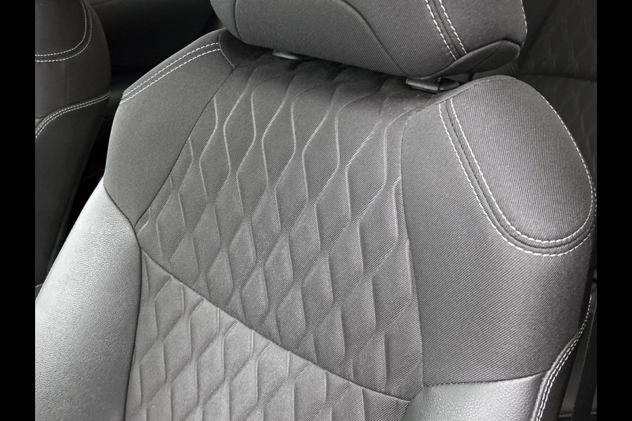 Toyota Corolla 1.8 Hybrid Executive Sedan / Leder / Navigatie / Xenon / Pdc.V+A / Airco-ecc./ Radio multimedia / Apk 03-2027