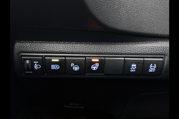 Toyota Corolla 1.8 Hybrid Executive Sedan / Leder / Navigatie / Xenon / Pdc.V+A / Airco-ecc./ Radio multimedia / Apk 03-2027