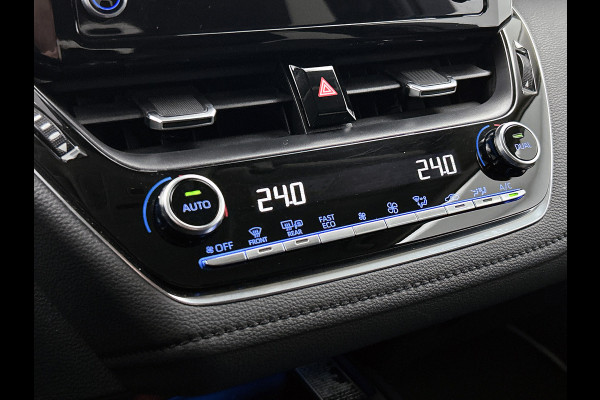 Toyota Corolla 1.8 Hybrid Executive Sedan / Leder / Navigatie / Xenon / Pdc.V+A / Airco-ecc./ Radio multimedia / Apk 03-2027