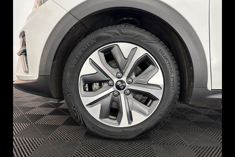 Kia e-Niro DynamicLine 64 kWh [ 3-Fase ] {SOH-100%} (INCL-BTW) Aut.*HEATPUMP | LEATHER-FABRIC | NAVI-FULLMAP | DAB+ | ADAPTIVE-CRUISE | CAMERA | HEATED-COMFORTSEATS | KEYLESS | DIGI-COCKPIT | SHIFTPADDLES | CARPLAY | LANE-ASSIST | 17"ALU*