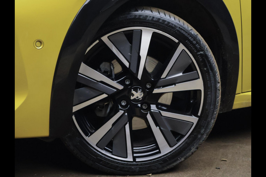 Peugeot 208 1.2 PureTech GT-line Sport (APPLE CARPLAY,NAVI,CAMERA,DIGITAL COCKPIT,CLIMATE,CRUISE,GETINT,SPORTSTOELEN,LM VELGEN)