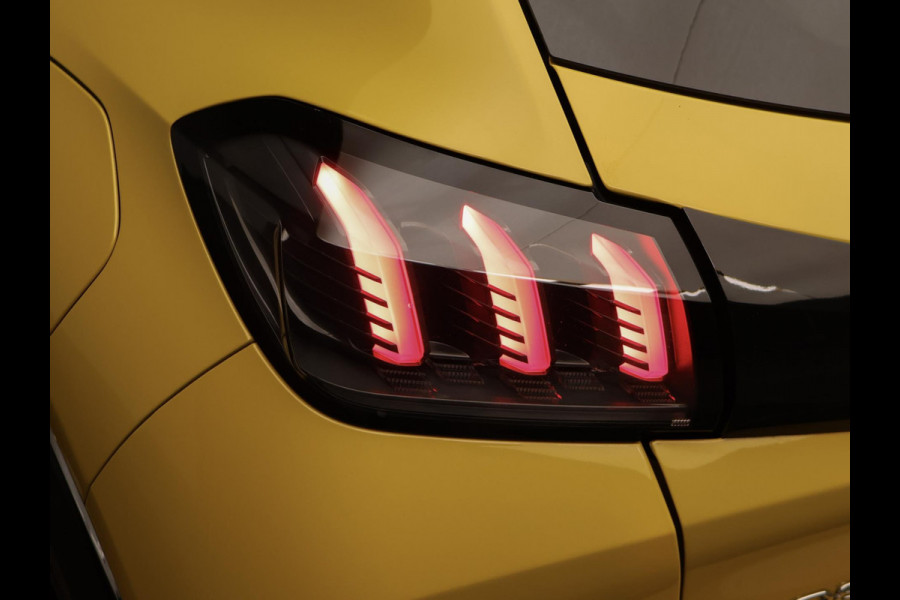 Peugeot 208 1.2 PureTech GT-line Sport (APPLE CARPLAY,NAVI,CAMERA,DIGITAL COCKPIT,CLIMATE,CRUISE,GETINT,SPORTSTOELEN,LM VELGEN)