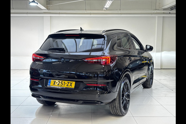 Opel Grandland Opel Grandland 1.6 Turbo Hybrid4 GS-line 300pk | Alcantara | Navi | SOH 96,4%