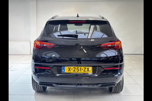 Opel Grandland Opel Grandland 1.6 Turbo Hybrid4 GS-line 300pk | Alcantara | Navi | SOH 96,4%