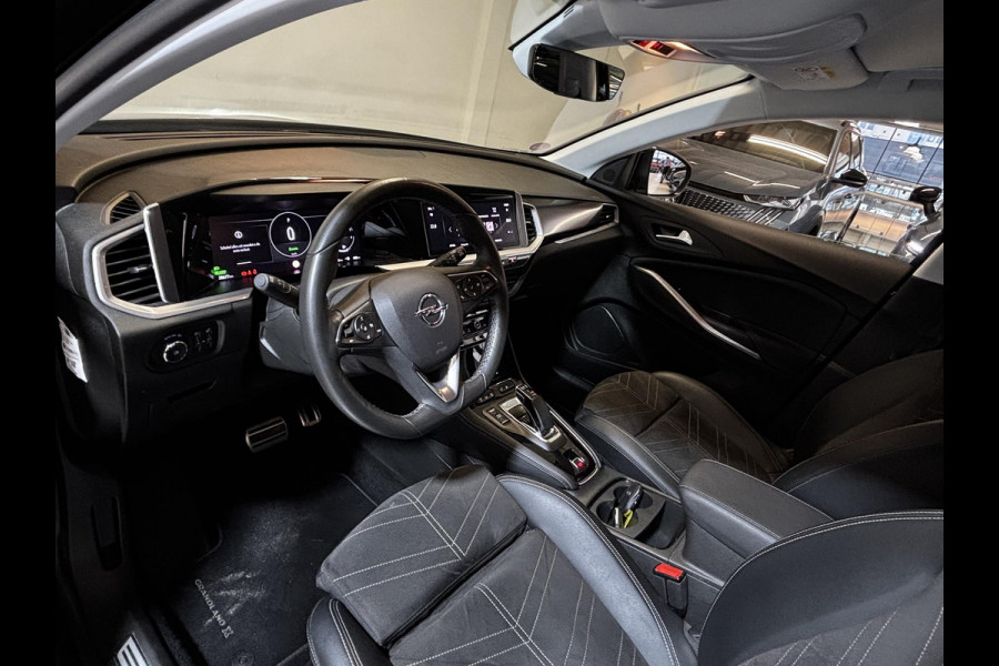 Opel Grandland Opel Grandland 1.6 Turbo Hybrid4 GS-line 300pk | Alcantara | Navi | SOH 96,4%