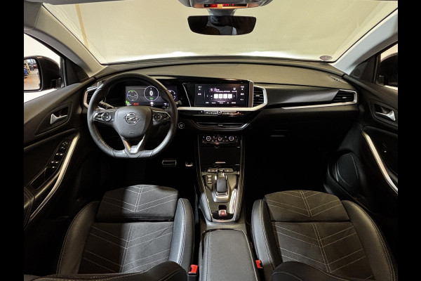 Opel Grandland Opel Grandland 1.6 Turbo Hybrid4 GS-line 300pk | Alcantara | Navi | SOH 96,4%