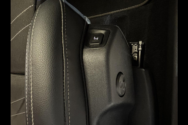 Opel Grandland Opel Grandland 1.6 Turbo Hybrid4 GS-line 300pk | Alcantara | Navi | SOH 96,4%