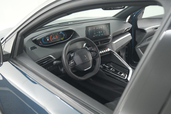 Peugeot 3008 1.6 HYbrid 225 Active Pack Business | Camera | Adaptieve Cruise Control | Dodehoekdetectie | Apple Carplay