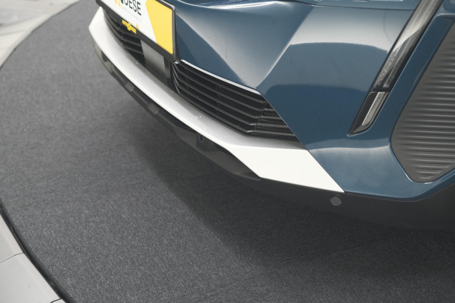 Peugeot 3008 1.6 HYbrid 225 Active Pack Business | Camera | Adaptieve Cruise Control | Dodehoekdetectie | Apple Carplay