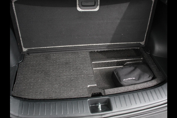 Kia Sportage 1.6 T-GDi 265pk Plug-in Hybrid AWD DynamicLine Navigatie Apple Carplay/Android Auto Climate Canotrol Camera Stoelverwarming