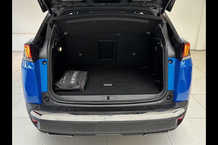 Peugeot 3008 1.2 PureTech GT Alcantara | Stoelverwarming | Navigatie | Elektrische achterklep | Dodehoekdetectie | Achteruitrijcamera