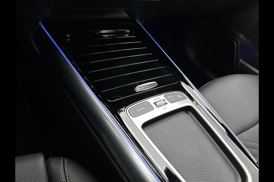 Mercedes-Benz GLA 250 e Plug-In Hybride Trekhaak | Distronic | Sfeerverlichting | Stuur en Stoelverwarming | Ledkoplampen Inclusief 24 maanden MB Certified garantie voor Europa.