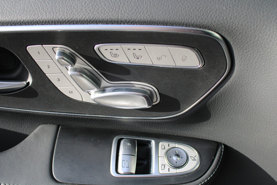 Mercedes-Benz V-Klasse 300d / AMG / Exclusive / 6-Pers / INCL BTW-BPM / 360 Camera / Burmester / Vol Opties / NIEUWSTAAT!!