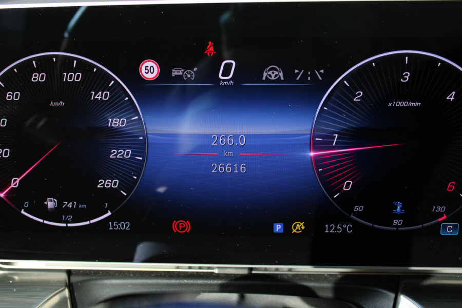 Mercedes-Benz V-Klasse 300d / AMG / Exclusive / 6-Pers / INCL BTW-BPM / 360 Camera / Burmester / Vol Opties / NIEUWSTAAT!!