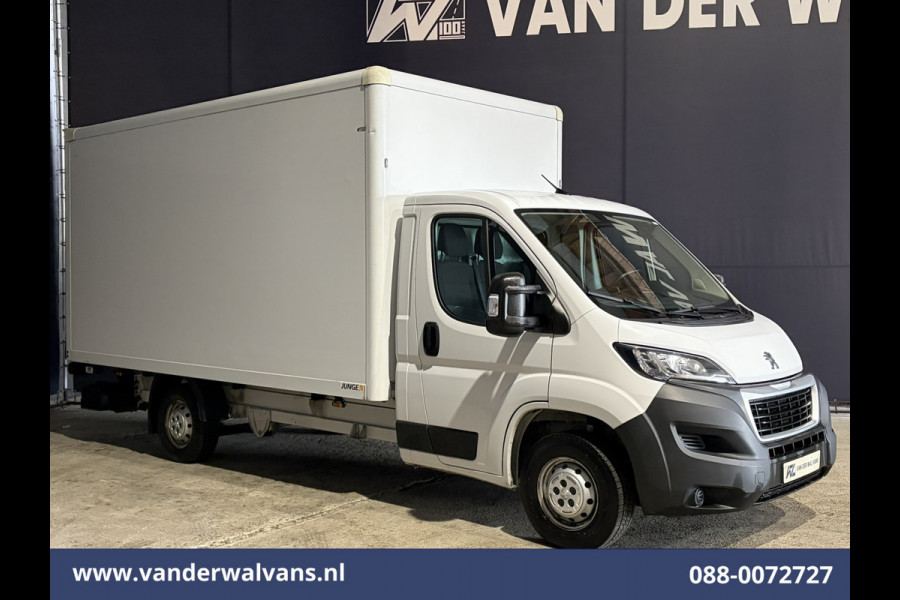 Peugeot Boxer 2.2 BlueHDi 141pk Bakwagen Laadklep Euro6 Airco | Cruisecontrol | 955kg laadvermogen Bijrijdersbank